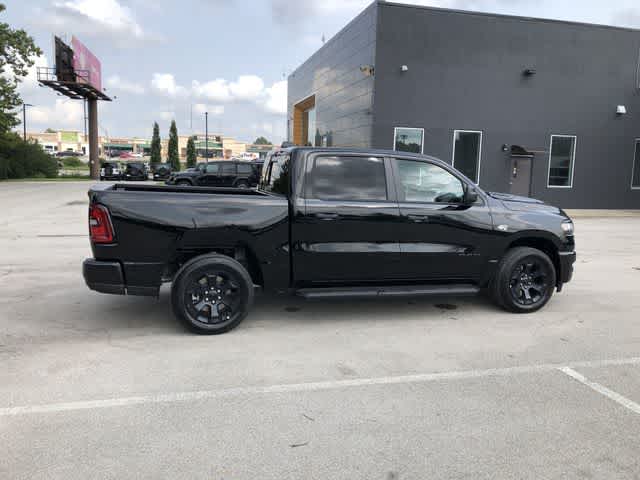 2026 RAM 1500 RAM 1500 EXPRESS CREW CAB 4X4 5'7' BOX
