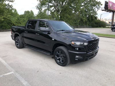 2026 RAM 1500 RAM 1500 EXPRESS CREW CAB 4X4 5'7' BOX