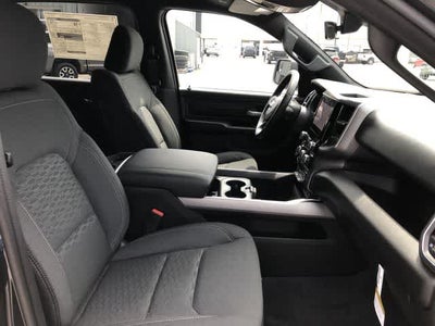 2026 RAM 1500 RAM 1500 EXPRESS CREW CAB 4X4 5'7' BOX