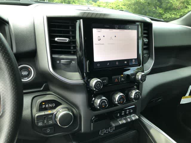 2026 RAM 1500 RAM 1500 EXPRESS CREW CAB 4X4 5'7' BOX