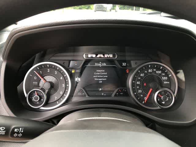 2026 RAM 1500 RAM 1500 EXPRESS CREW CAB 4X4 5'7' BOX