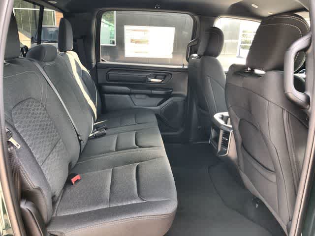 2026 RAM 1500 RAM 1500 EXPRESS CREW CAB 4X4 5'7' BOX