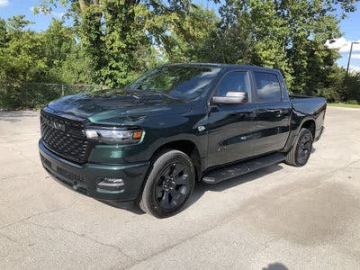 2026 RAM 1500 RAM 1500 EXPRESS CREW CAB 4X4 5'7' BOX