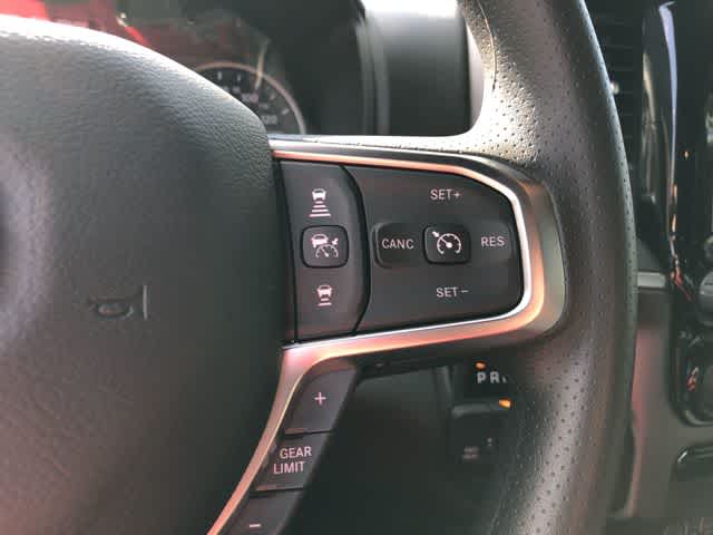 2026 RAM 1500 RAM 1500 EXPRESS CREW CAB 4X4 5'7' BOX