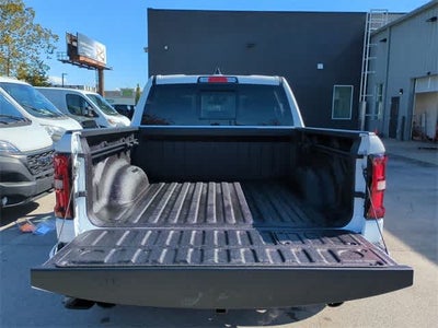 2026 RAM 1500 RAM 1500 LARAMIE CREW CAB 4X4 5'7' BOX
