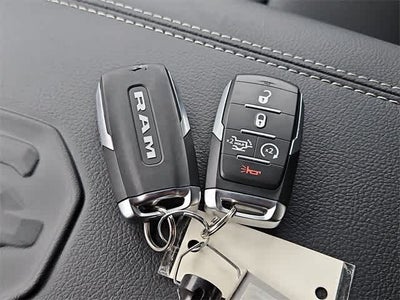 2026 RAM 1500 RAM 1500 LARAMIE CREW CAB 4X4 5'7' BOX