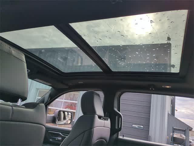 2026 RAM 1500 RAM 1500 LARAMIE CREW CAB 4X4 5'7' BOX