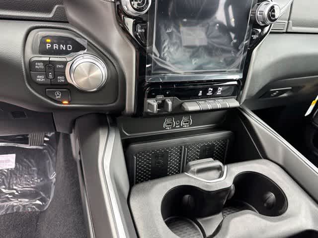 2027 RAM 1500 RAM 1500 LARAMIE CREW CAB 4X4 5'7' BOX