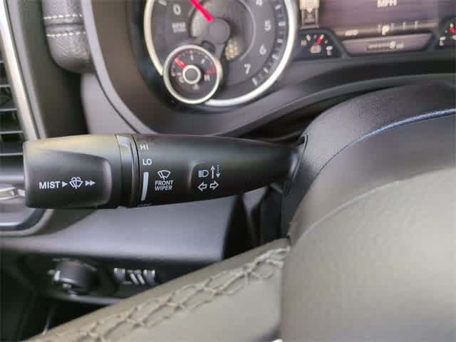 2026 RAM 1500 RAM 1500 LARAMIE CREW CAB 4X4 5'7' BOX