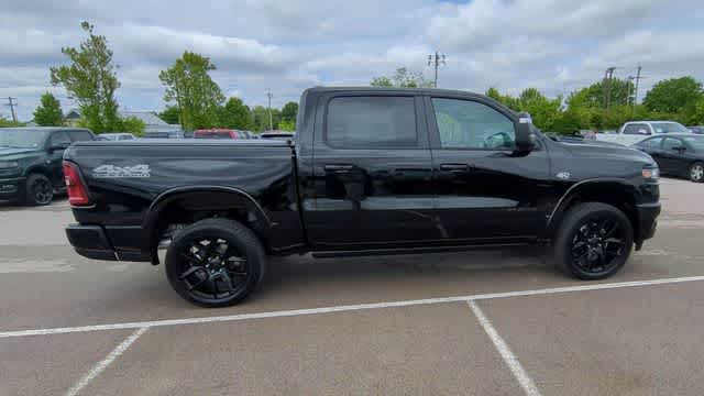 2026 RAM 1500 RAM 1500 LARAMIE CREW CAB 4X4 5'7' BOX