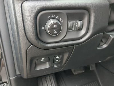 2026 RAM 1500 RAM 1500 LARAMIE CREW CAB 4X4 5'7' BOX