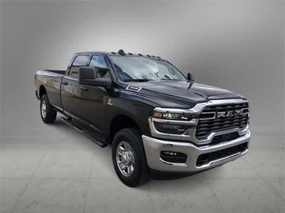 2026 RAM 3500 RAM 3500 TRADESMAN CREW CAB 4X4 8' BOX