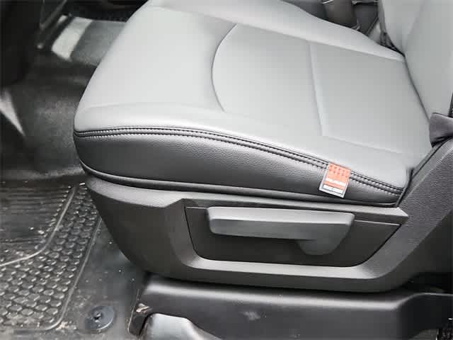 2026 RAM 3500 RAM 3500 TRADESMAN CREW CAB 4X4 8' BOX