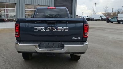 2026 RAM 3500 RAM 3500 TRADESMAN CREW CAB 4X4 8' BOX
