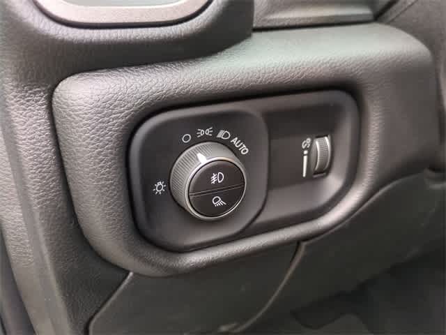 2026 RAM 2500 RAM 2500 TRADESMAN CREW CAB 4X4 6'4' BOX