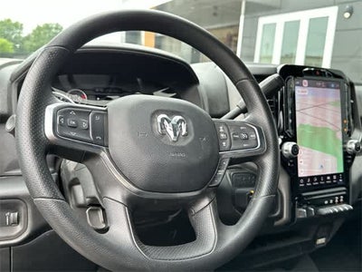 2025 RAM 2500 RAM 2500 TRADESMAN CREW CAB 4X4 6'4' BOX