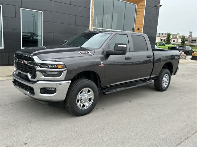 2025 RAM 2500 RAM 2500 TRADESMAN CREW CAB 4X4 6'4' BOX