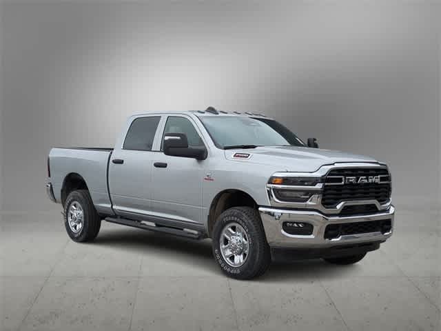 2026 RAM 2500 RAM 2500 TRADESMAN CREW CAB 4X4 6'4' BOX