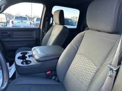 2026 RAM 2500 RAM 2500 BLACK EXPRESS CREW CAB 4X4 6'4' BOX