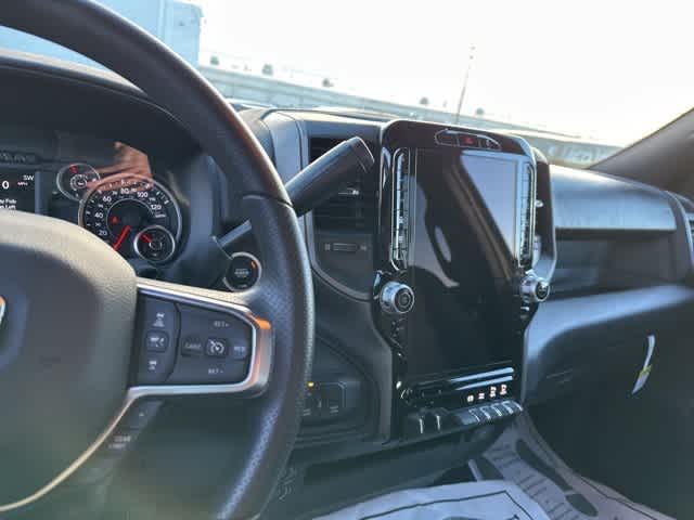 2026 RAM 2500 RAM 2500 BLACK EXPRESS CREW CAB 4X4 6'4' BOX