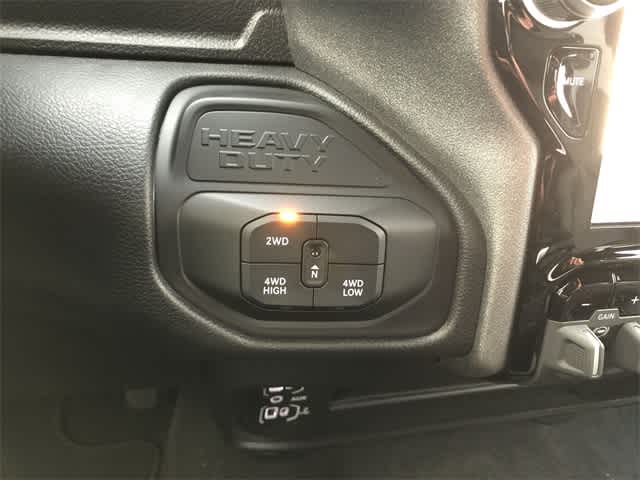 2026 RAM 2500 RAM 2500 TRADESMAN CREW CAB 4X4 6'4' BOX