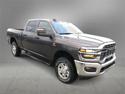 2026 RAM 2500 RAM 2500 TRADESMAN CREW CAB 4X4 6'4' BOX