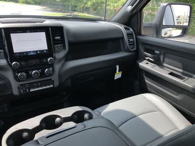 2026 RAM 3500 RAM 3500 TRADESMAN CREW CAB 4X4 8' BOX