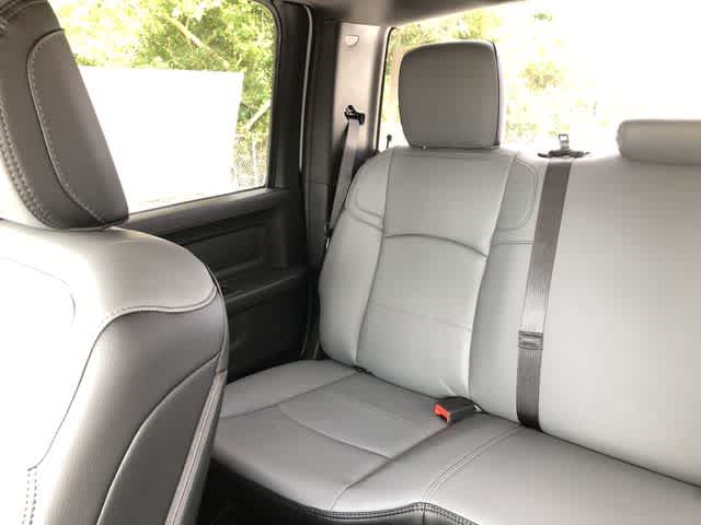 2026 RAM 3500 RAM 3500 TRADESMAN CREW CAB 4X4 8' BOX