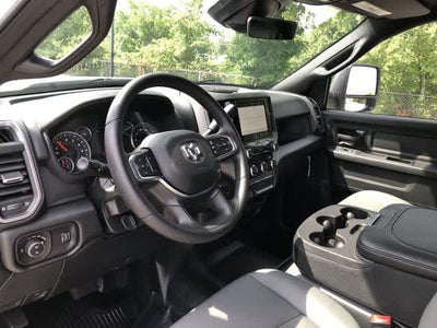2026 RAM 3500 RAM 3500 TRADESMAN CREW CAB 4X4 8' BOX