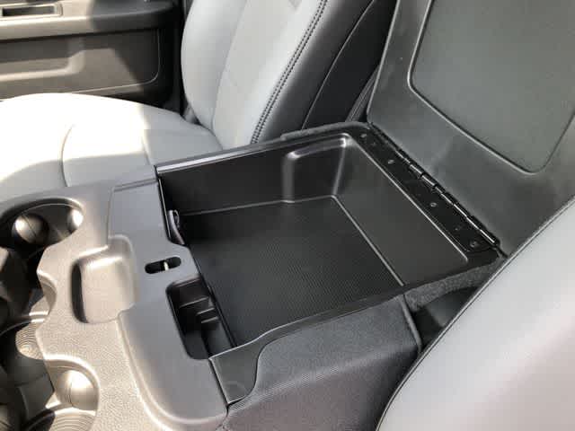 2026 RAM 3500 RAM 3500 TRADESMAN CREW CAB 4X4 8' BOX