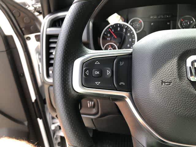 2026 RAM 3500 RAM 3500 TRADESMAN CREW CAB 4X4 8' BOX
