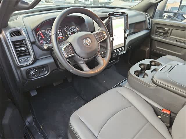 2026 RAM 3500 RAM 3500 TRADESMAN CREW CAB 4X4 8' BOX