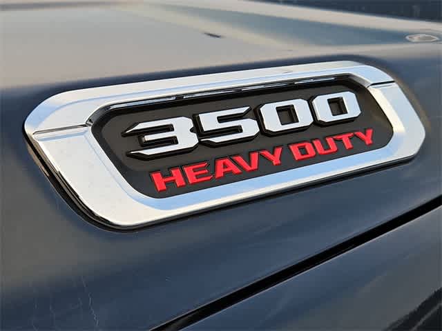 2026 RAM 3500 RAM 3500 TRADESMAN CREW CAB 4X4 8' BOX