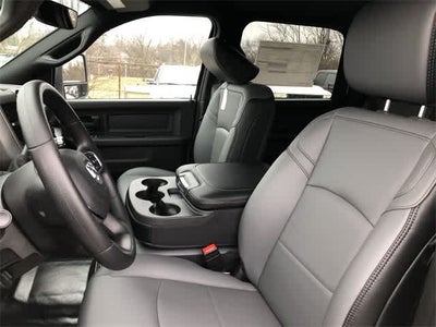 2026 RAM 3500 RAM 3500 TRADESMAN CREW CAB 4X4 8' BOX