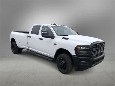 2026 RAM 3500 RAM 3500 TRADESMAN CREW CAB 4X4 8' BOX