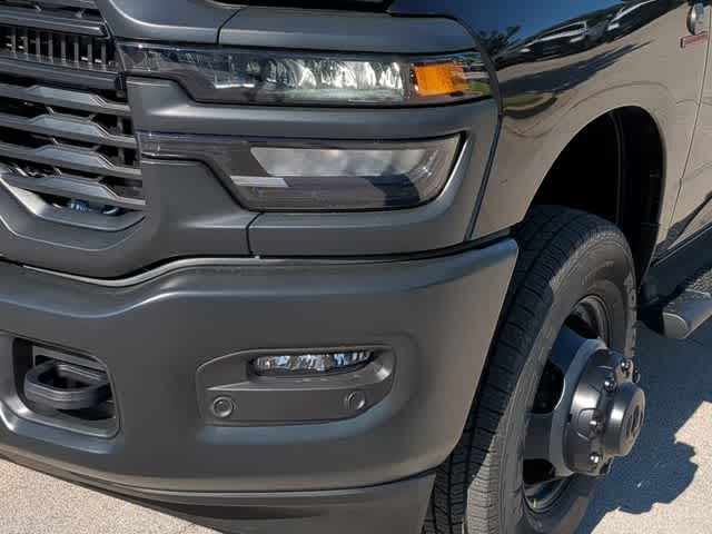 2026 RAM 3500 RAM 3500 TRADESMAN CREW CAB 4X4 8' BOX
