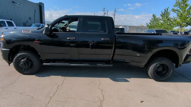 2026 RAM 3500 RAM 3500 TRADESMAN CREW CAB 4X4 8' BOX