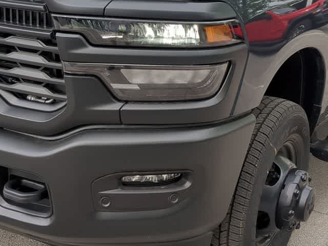 2026 RAM 3500 RAM 3500 TRADESMAN CREW CAB 4X4 8' BOX