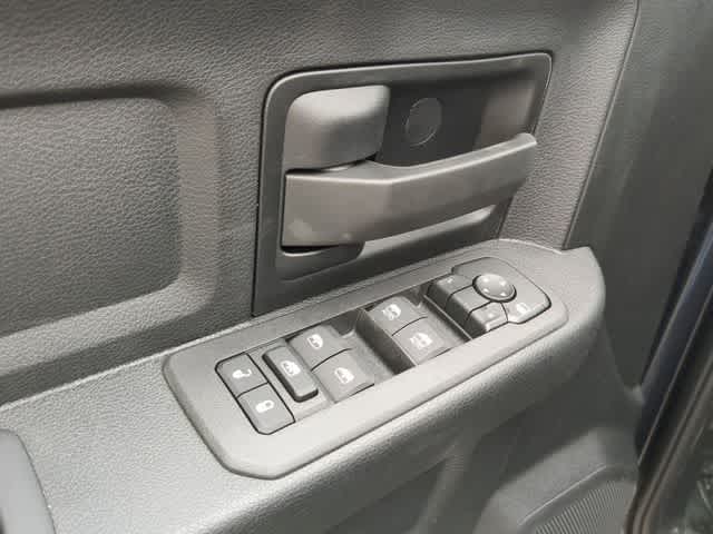 2026 RAM 3500 RAM 3500 TRADESMAN CREW CAB 4X4 8' BOX