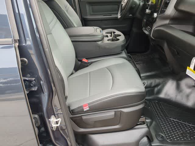 2026 RAM 3500 RAM 3500 TRADESMAN CREW CAB 4X4 8' BOX