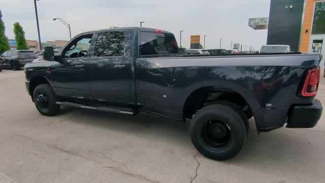 2026 RAM 3500 RAM 3500 TRADESMAN CREW CAB 4X4 8' BOX