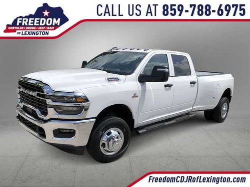 2026 RAM 3500 RAM 3500 TRADESMAN CREW CAB 4X4 8' BOX