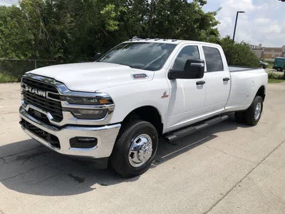 2026 RAM 3500 RAM 3500 TRADESMAN CREW CAB 4X4 8' BOX
