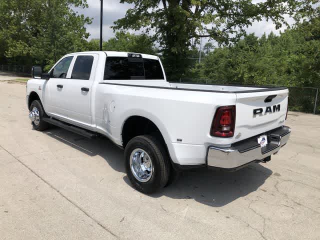 2026 RAM 3500 RAM 3500 TRADESMAN CREW CAB 4X4 8' BOX