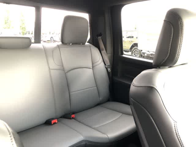 2026 RAM 3500 RAM 3500 TRADESMAN CREW CAB 4X4 8' BOX