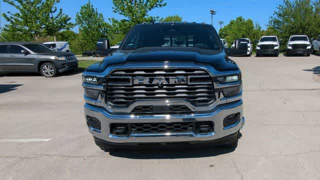 2026 RAM 3500 RAM 3500 TRADESMAN CREW CAB 4X4 8' BOX