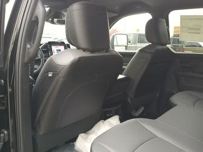 2026 RAM 3500 RAM 3500 TRADESMAN CREW CAB 4X4 8' BOX