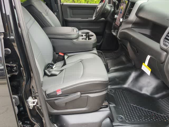 2026 RAM 3500 RAM 3500 TRADESMAN CREW CAB 4X4 8' BOX