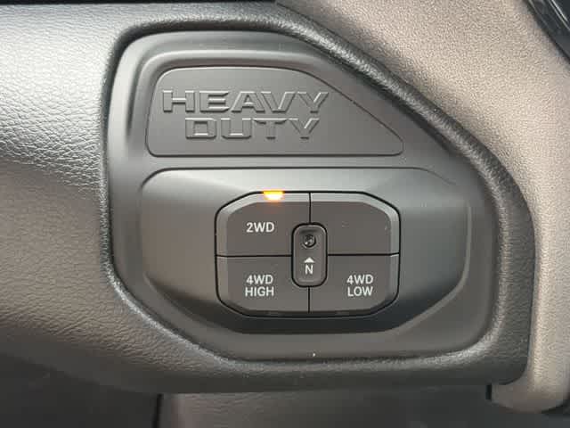 2026 RAM 3500 RAM 3500 TRADESMAN CREW CAB 4X4 8' BOX