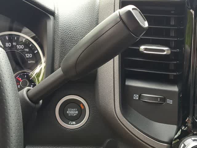 2026 RAM 3500 RAM 3500 TRADESMAN CREW CAB 4X4 8' BOX